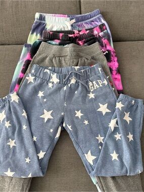 Kids jogger pants bundle - size S/M (7/8)